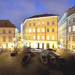 Charles Bridge Palace 4* Praga