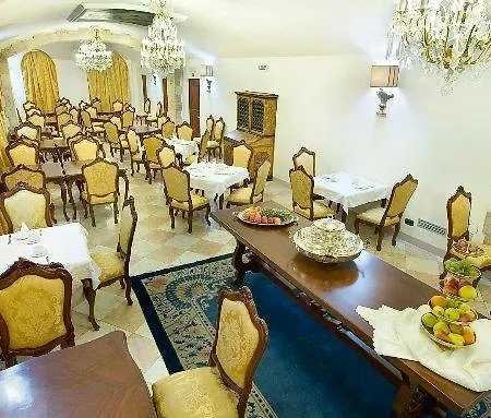 Szálloda Charles Bridge Palace 4*