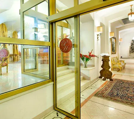 Charles Bridge Palace Hotel 4*