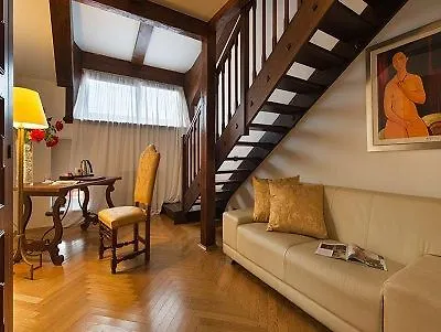 Hotell Charles Bridge Palace 4*