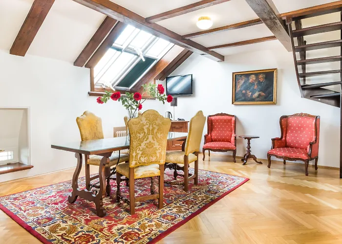 查理大桥宫酒店 布拉格