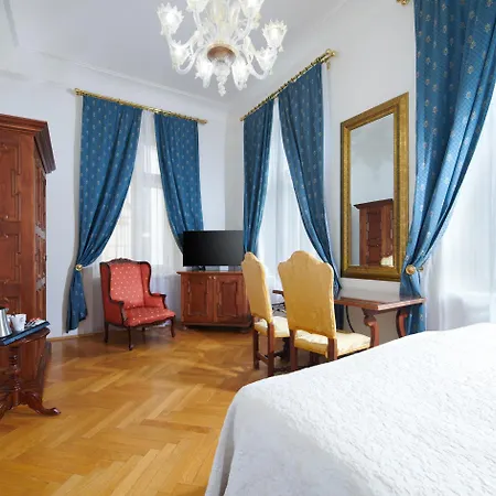 Charles Bridge Palace Hotel Praag