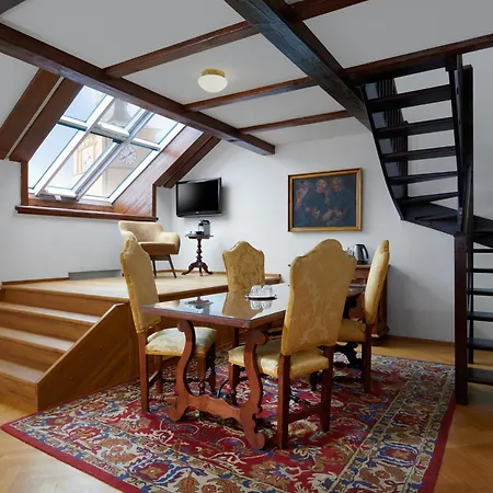 Charles Bridge Palace Hotel